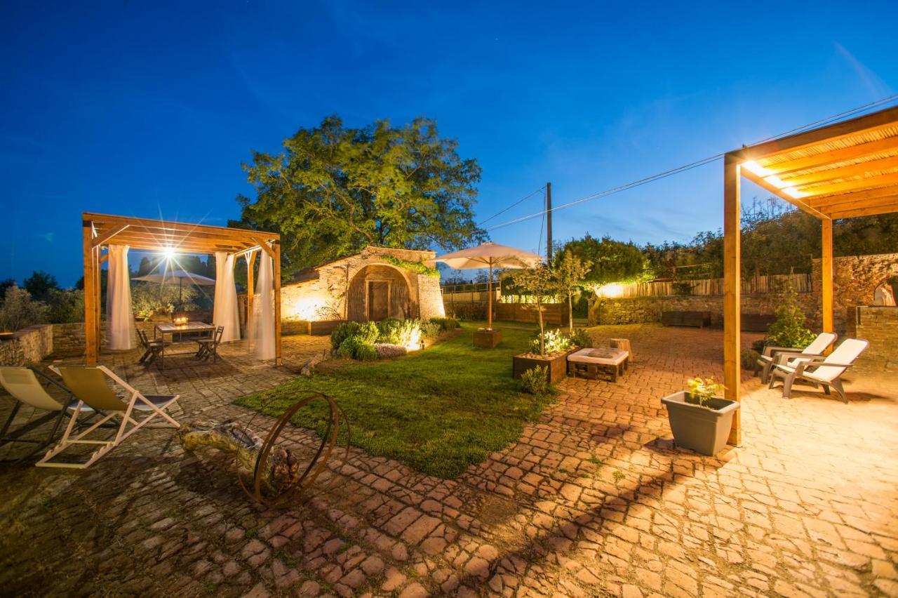 Palazzo Del Papa Country Suites Siena Exterior photo