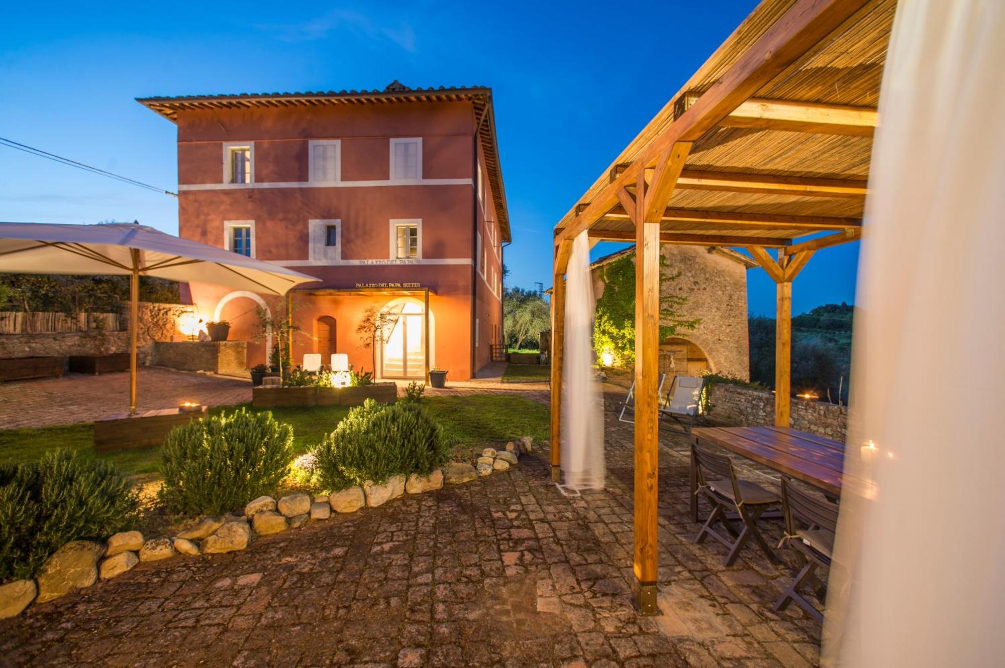 Palazzo Del Papa Country Suites Siena Exterior photo